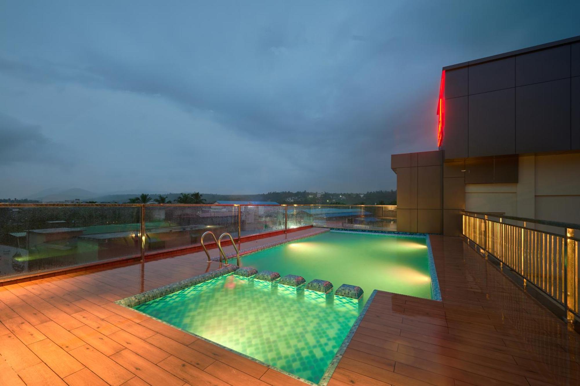 Kowju Airport Hotel Calicut Kondotty Zewnętrze zdjęcie