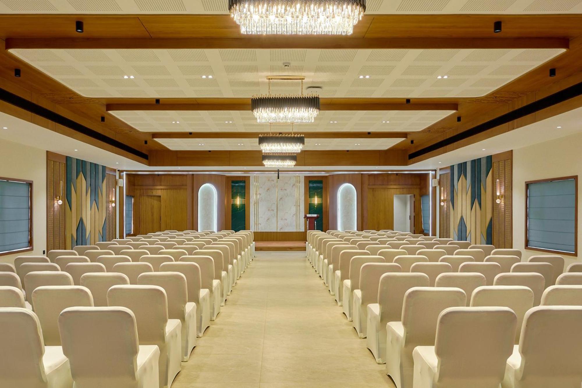 Kowju Airport Hotel Calicut Kondotty Zewnętrze zdjęcie