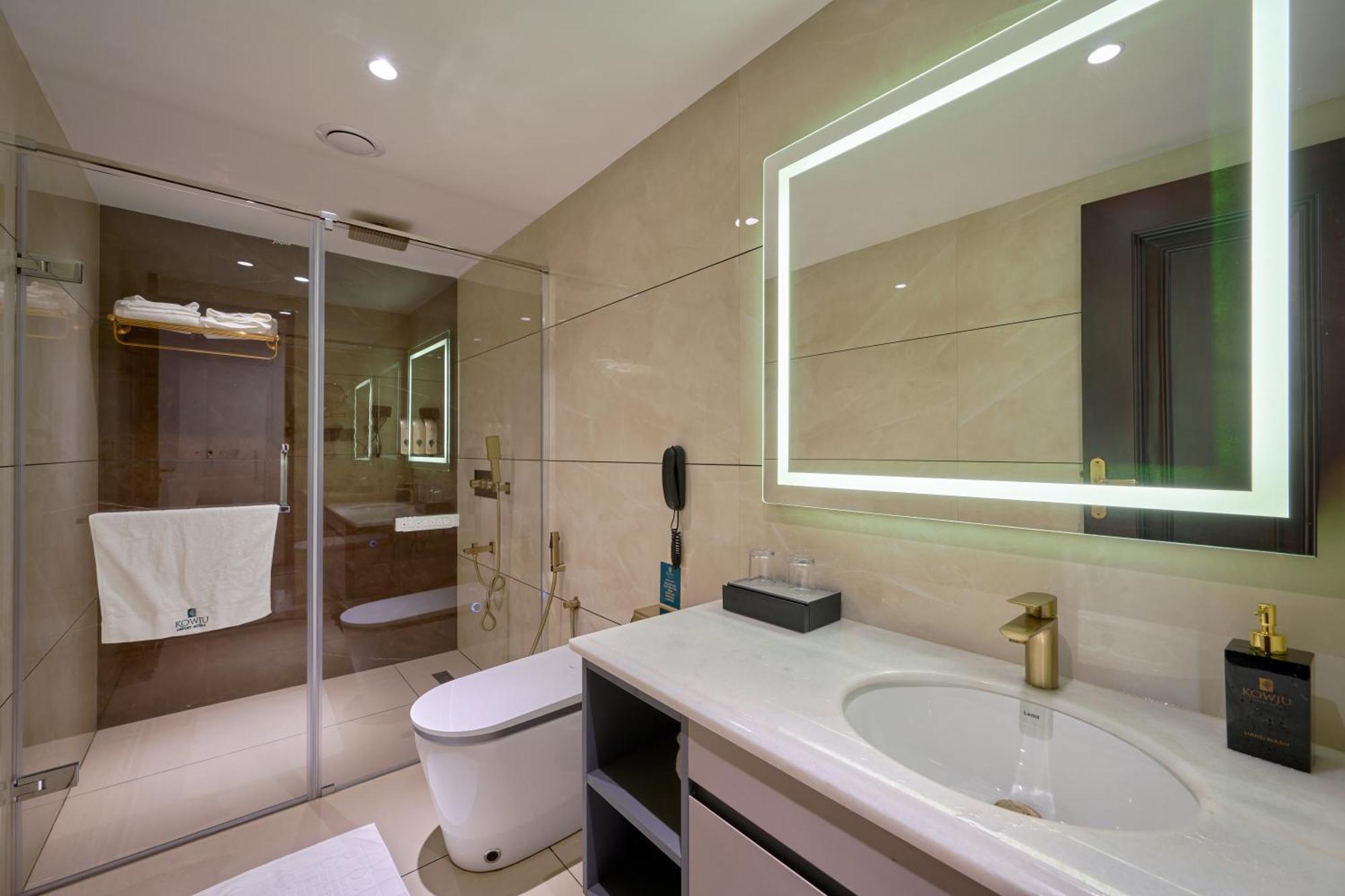 Kowju Airport Hotel Calicut Kondotty Zewnętrze zdjęcie